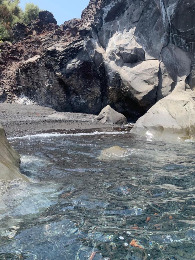 La Rosamarina Hotell Stromboli Exteriör bild