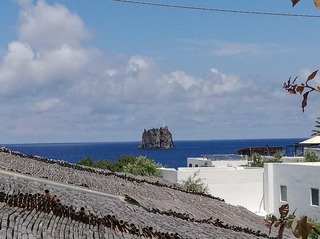 La Rosamarina Hotell Stromboli Exteriör bild