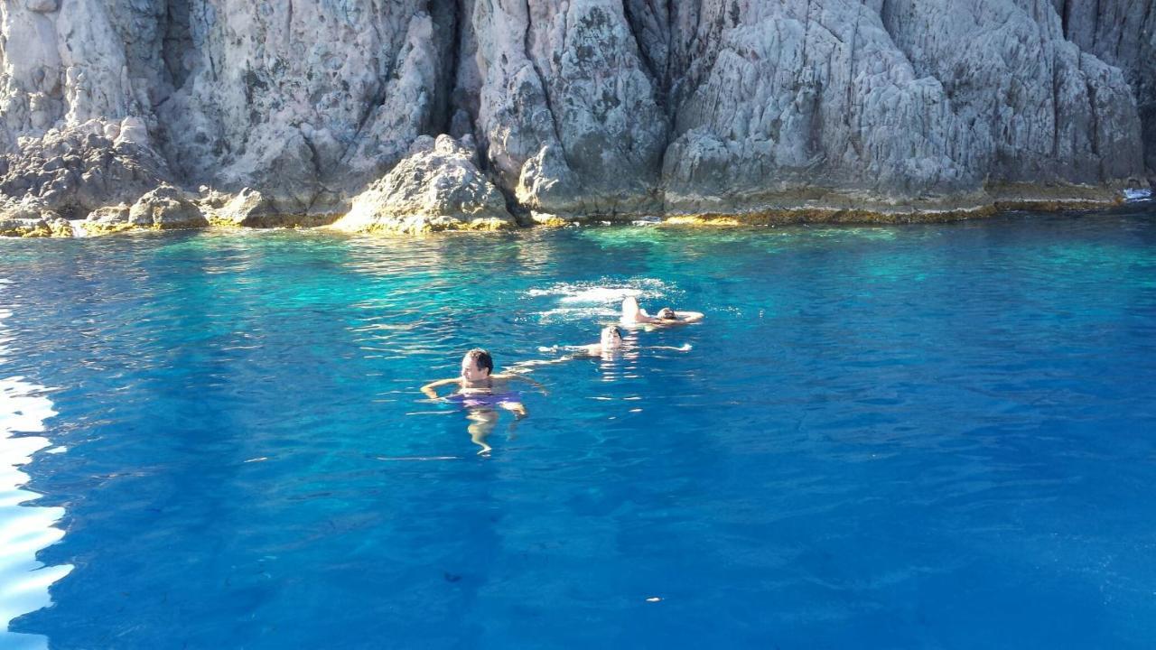 La Rosamarina Hotell Stromboli Exteriör bild