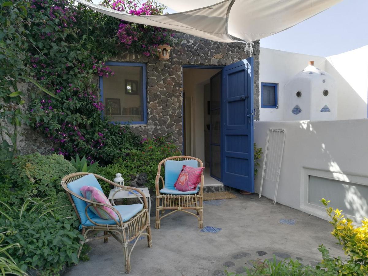 La Rosamarina Hotell Stromboli Exteriör bild